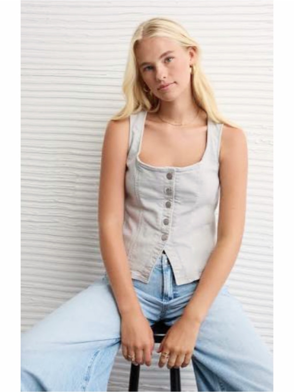 American Eagle Outfitters Light Gray Button-Front Denim Vest XL
